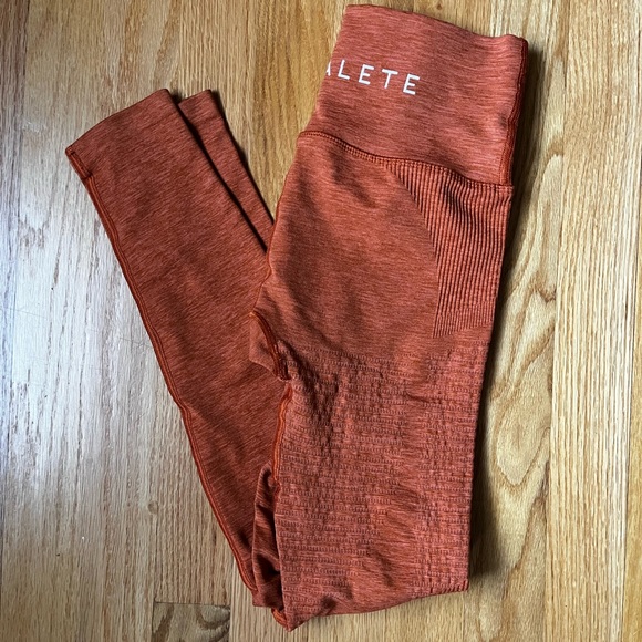 Alphalete Halo Leggings Bundle - Picture 5 of 6